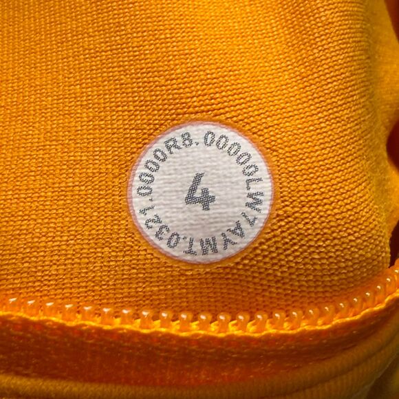 Lululemon Speed Up Mid-Rise Short 4" *Clementine - Picture 8 of 8